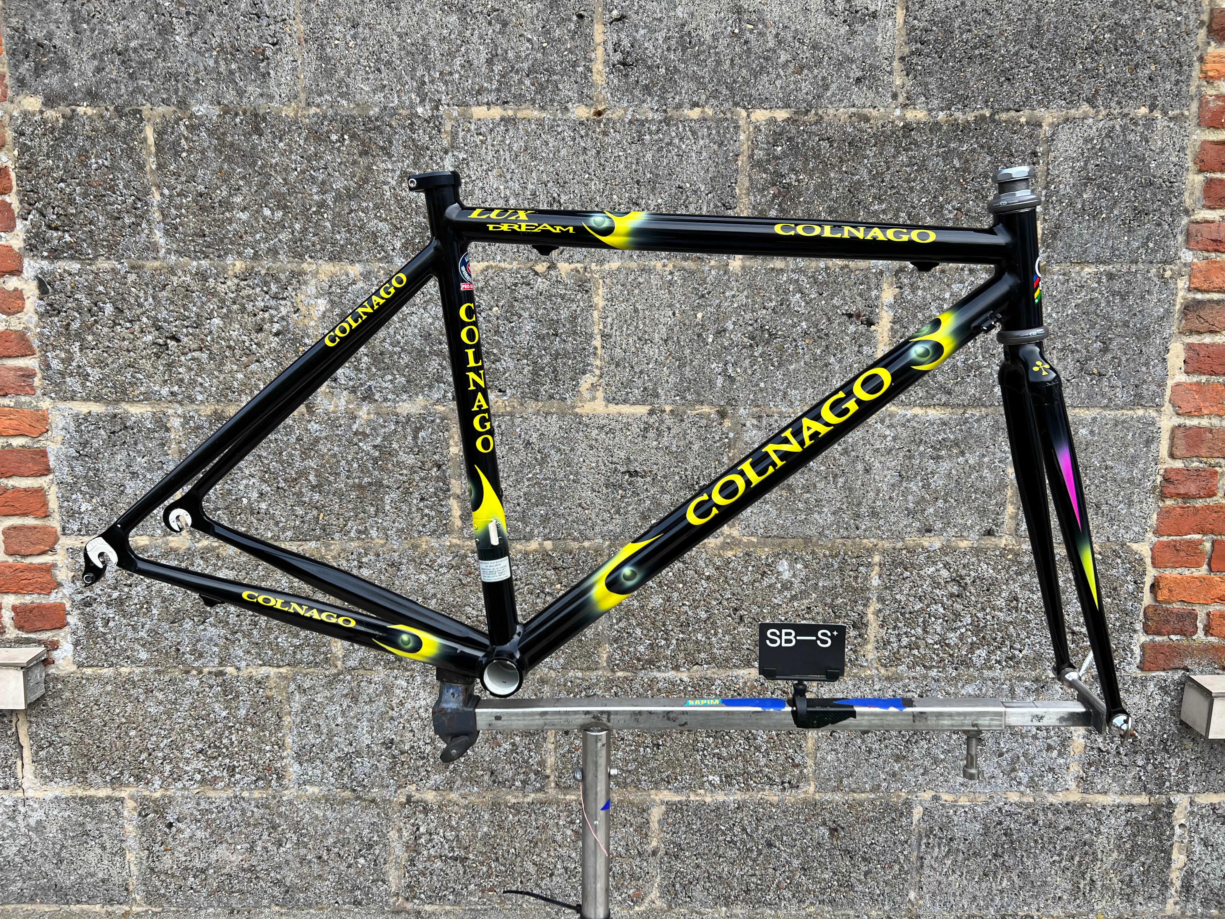 Anybody interested in a Colnago Dream Lux? Pretty sweet bike Anybody interested in a Colnago Dream Lux? Pretty sweet bike