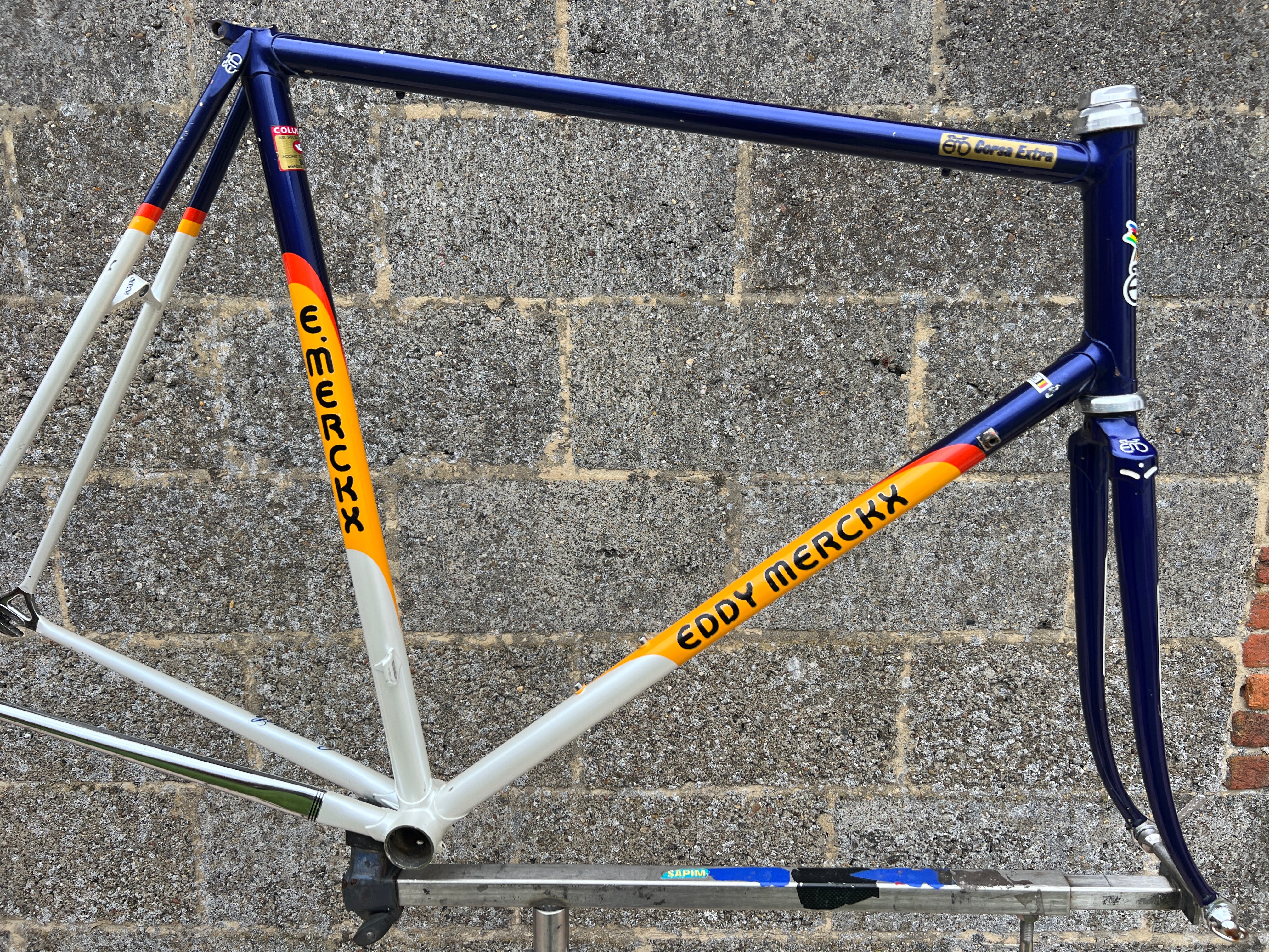 ブルーススチール　　　レーザーディスク　　　　rivinBE 1334CA44-50CB-41E3-8606-