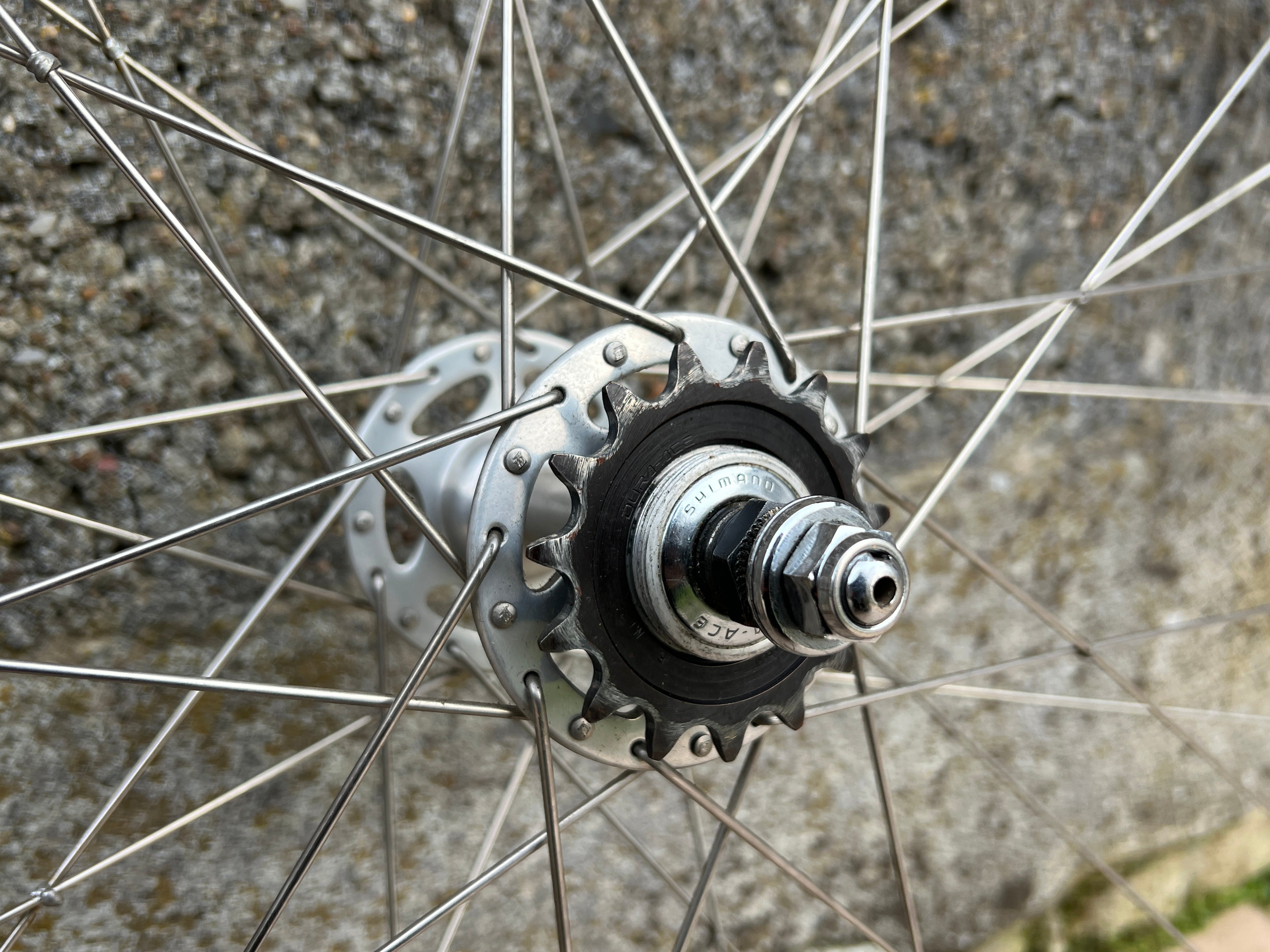 NOS Mavic Mach2 CD2 Felge für Schlauchreifen 650c 26 Zoll 28h Loch Tub NOS Mavic Mach2 CD2 Felge für Schlauchreifen 650c 26 Zoll 28h Loch Tub