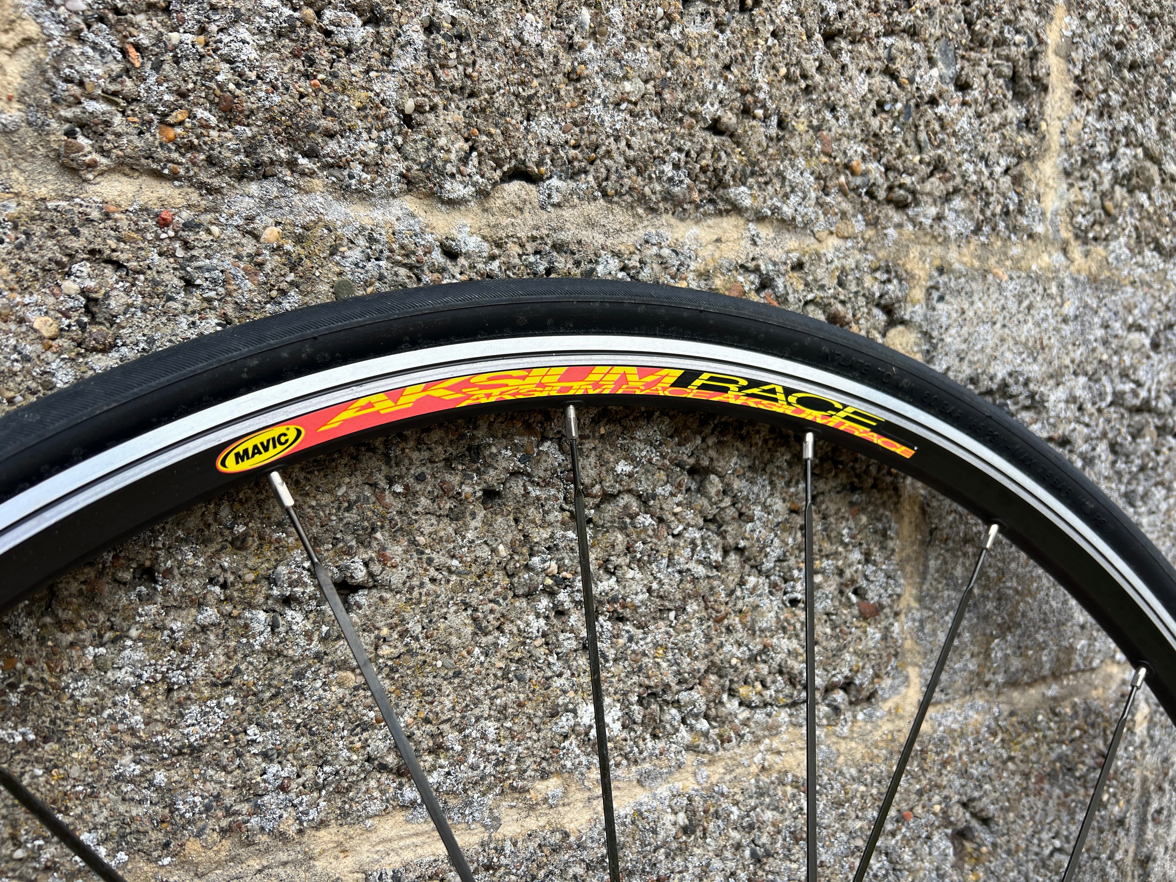 Mavic Aksium Race Clincher Wheelset