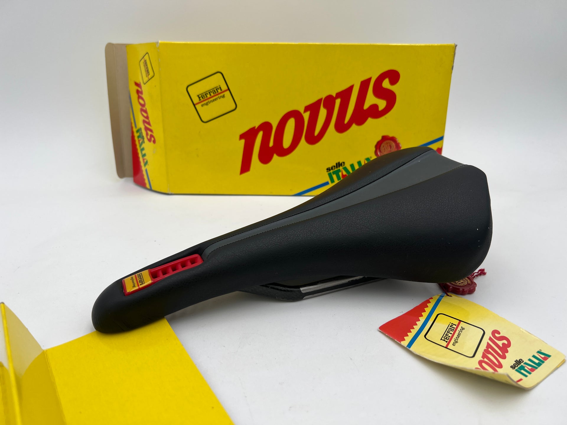 Selle Italia Novus Ferrari Saddle Carbon Fiber Rails