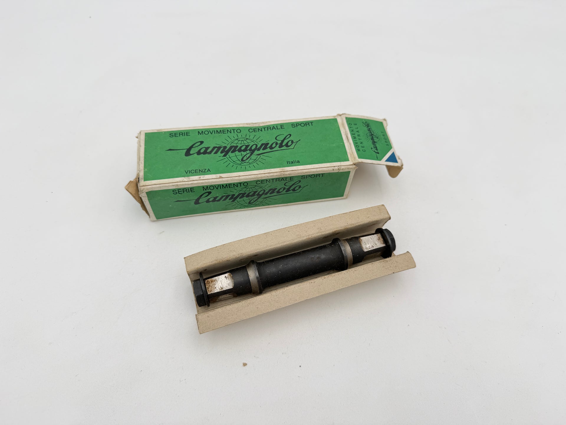 Campagnolo Nuovo Gran Sport Bracket Axle