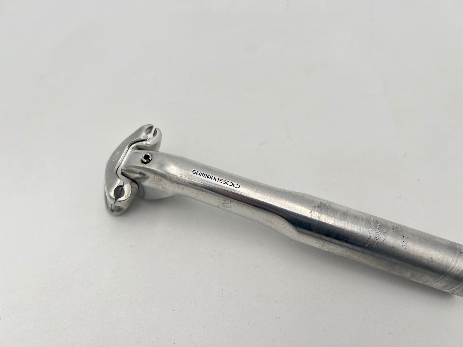 Shimano Aero 600 Seatpost 27.2mm