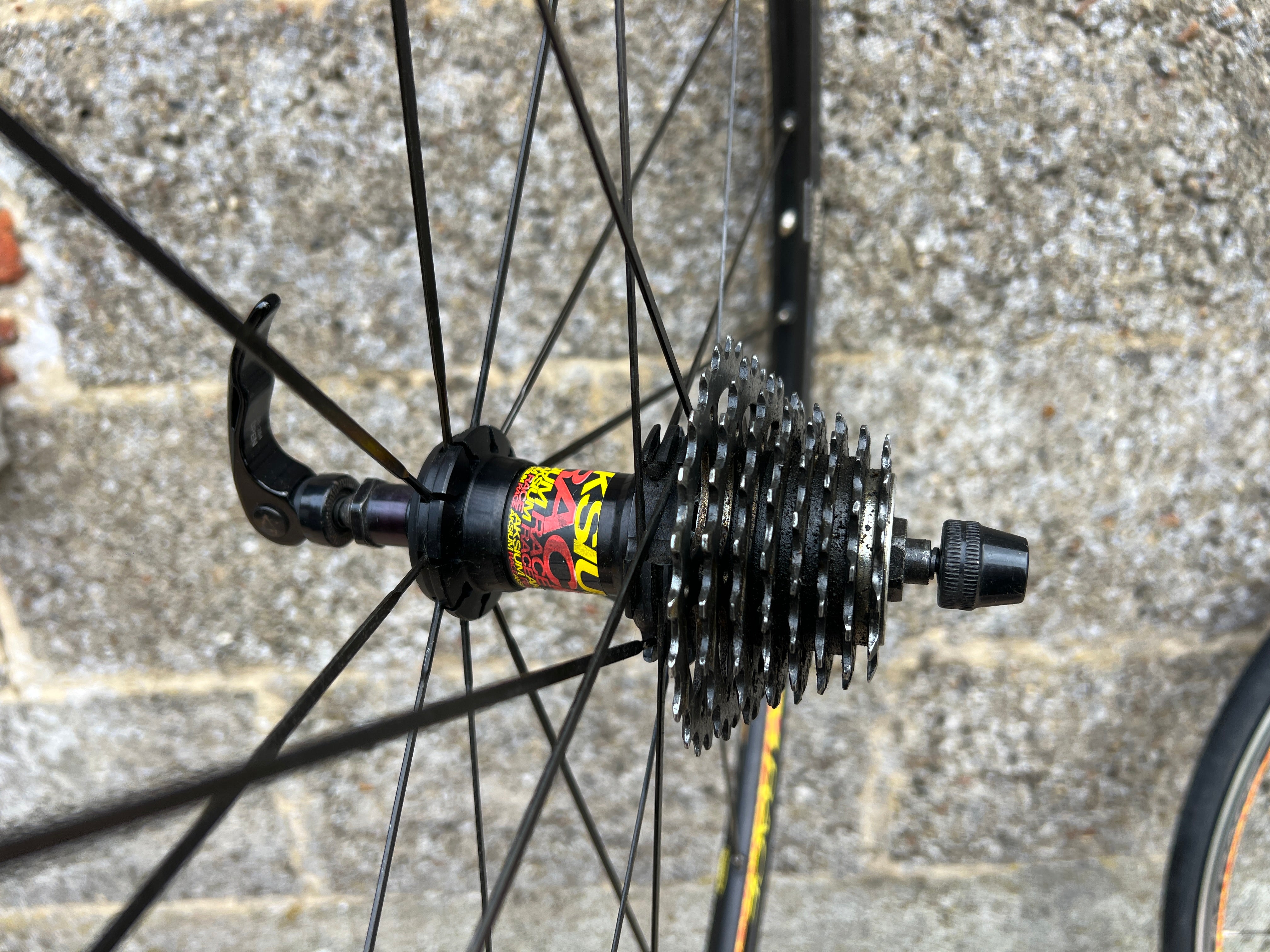 Mavic Aksium Race Clincher Wheelset
