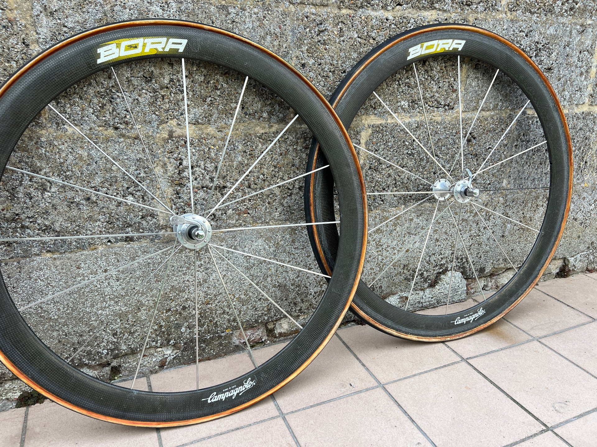 Campagnolo Bora 1st Generation Carbon wheelset 700C