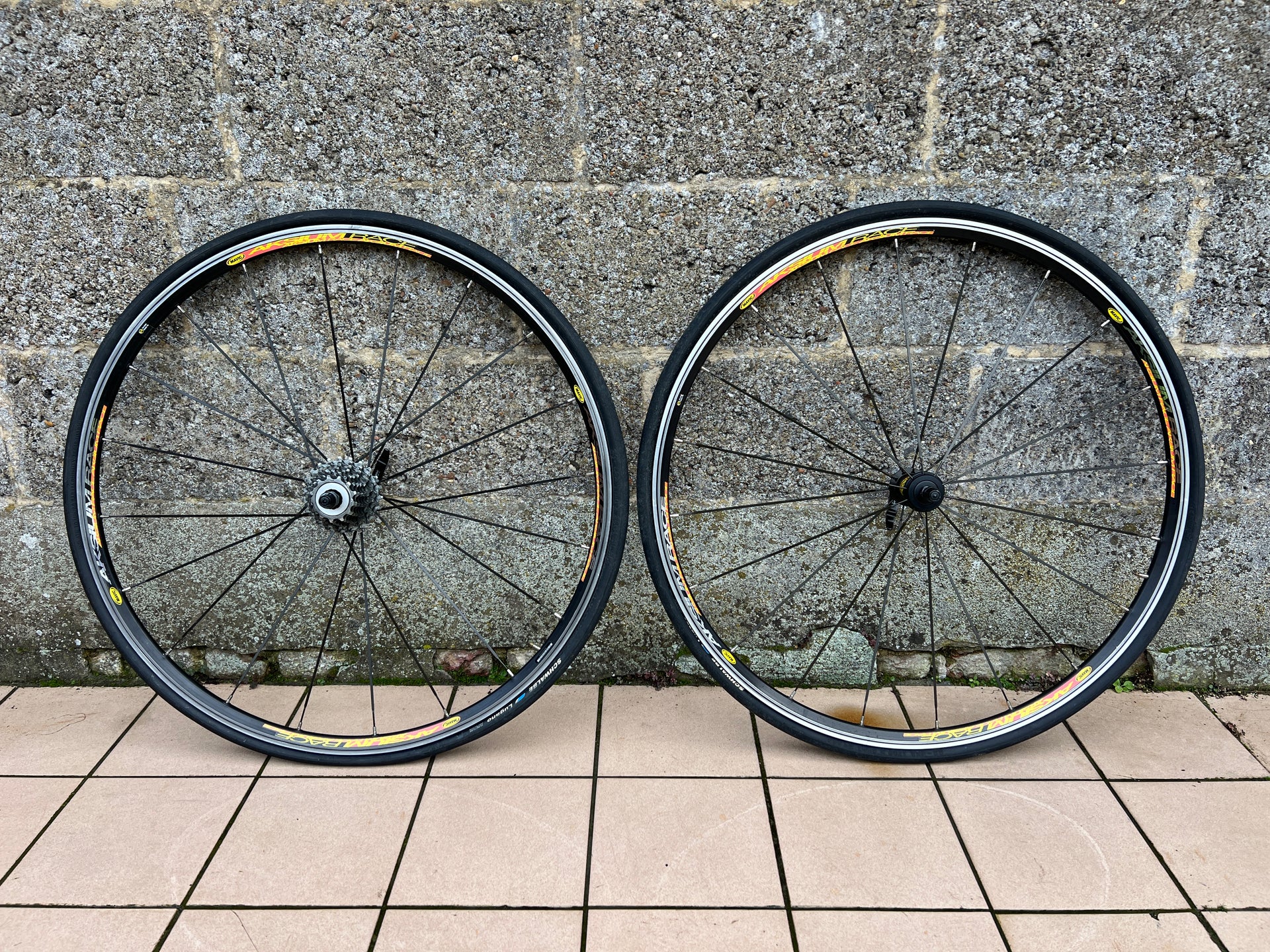Mavic Aksium Race Clincher Wheelset