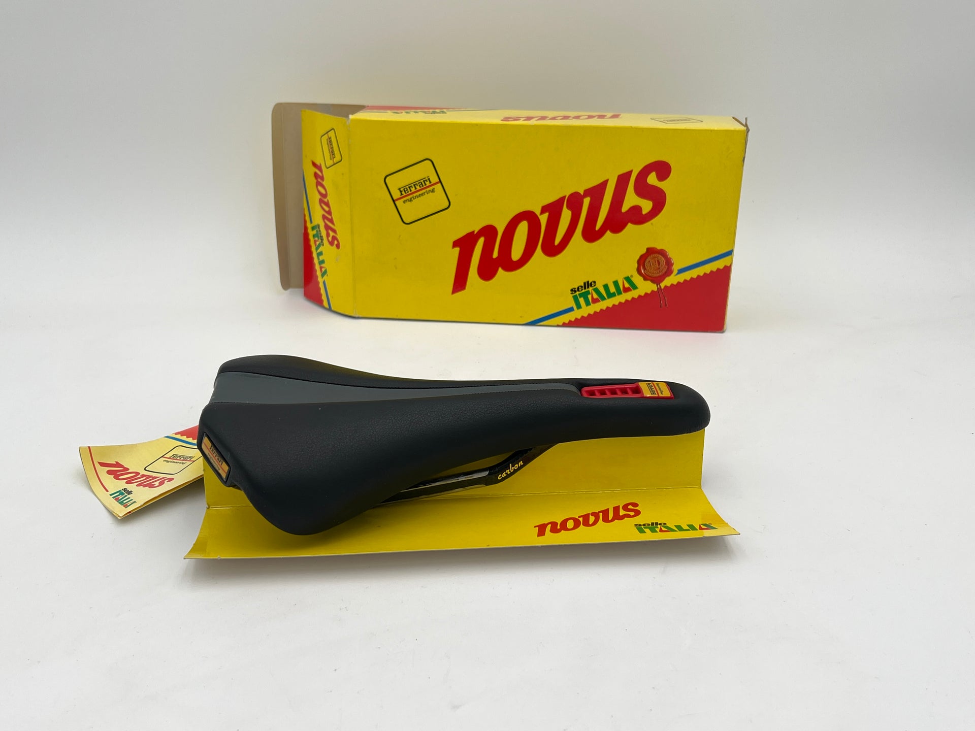 Selle Italia Novus Ferrari Saddle Carbon Fiber Rails